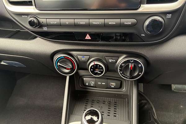 2025 Hyundai Venue QX.V5