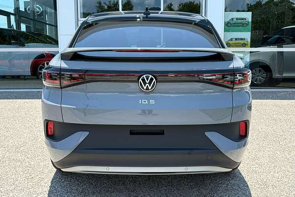 2025 Volkswagen ID.5 Pro E2