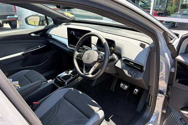 2025 Volkswagen ID.5 Pro E2