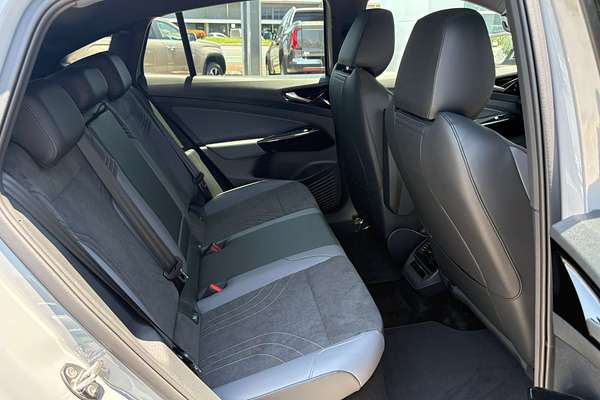 2025 Volkswagen ID.5 Pro E2