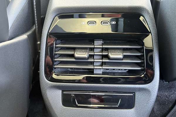 2025 Volkswagen ID.5 Pro E2