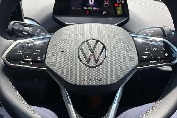 2025 Volkswagen ID.5 Pro E2