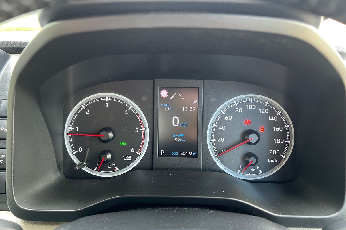 2019 Toyota Hiace Commuter GDH322R ELWB High Roof