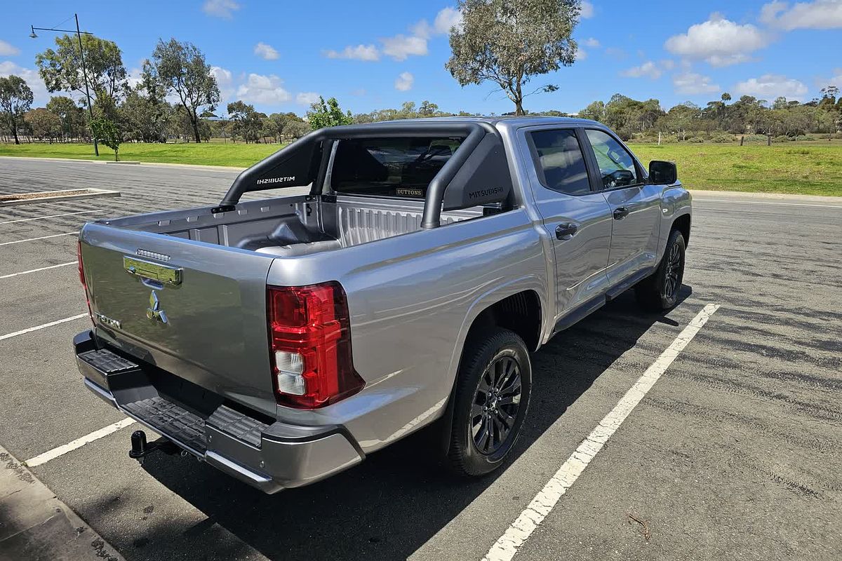 2025 Mitsubishi Triton GLX-R MV 4X4