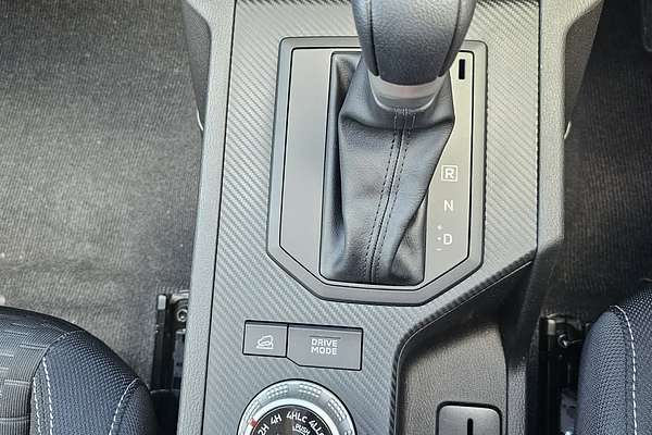 2025 Mitsubishi Triton GLX-R MV 4X4