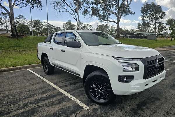 2025 Mitsubishi Triton GLX-R MV 4X4