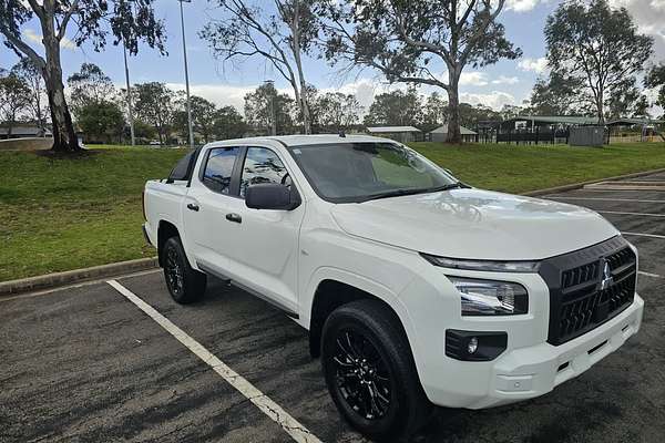 2025 Mitsubishi Triton GLX-R MV 4X4