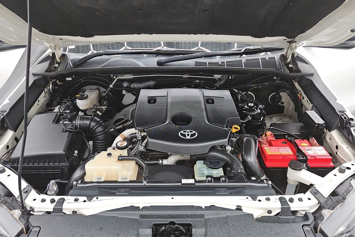 2022 Toyota Hilux SR GUN126R 4X4