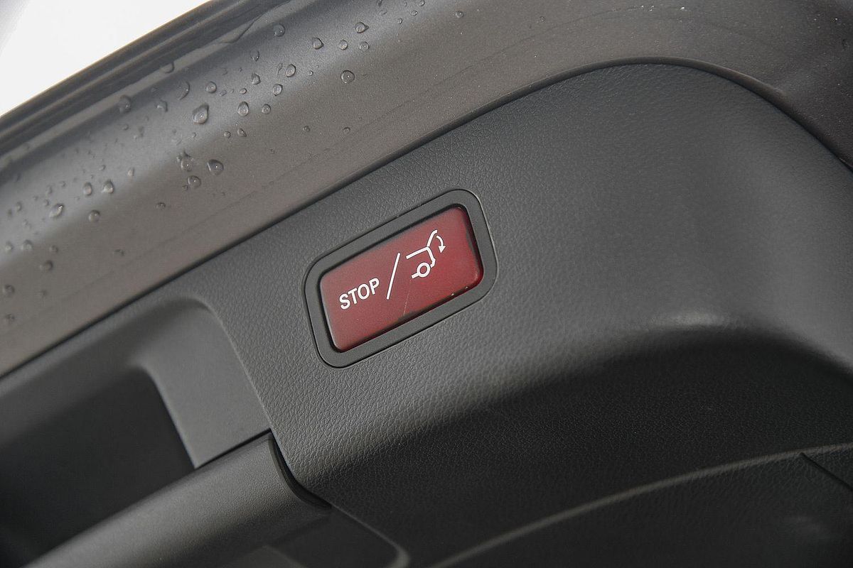 2016 Mercedes-Benz GLA-Class GLA180 X156