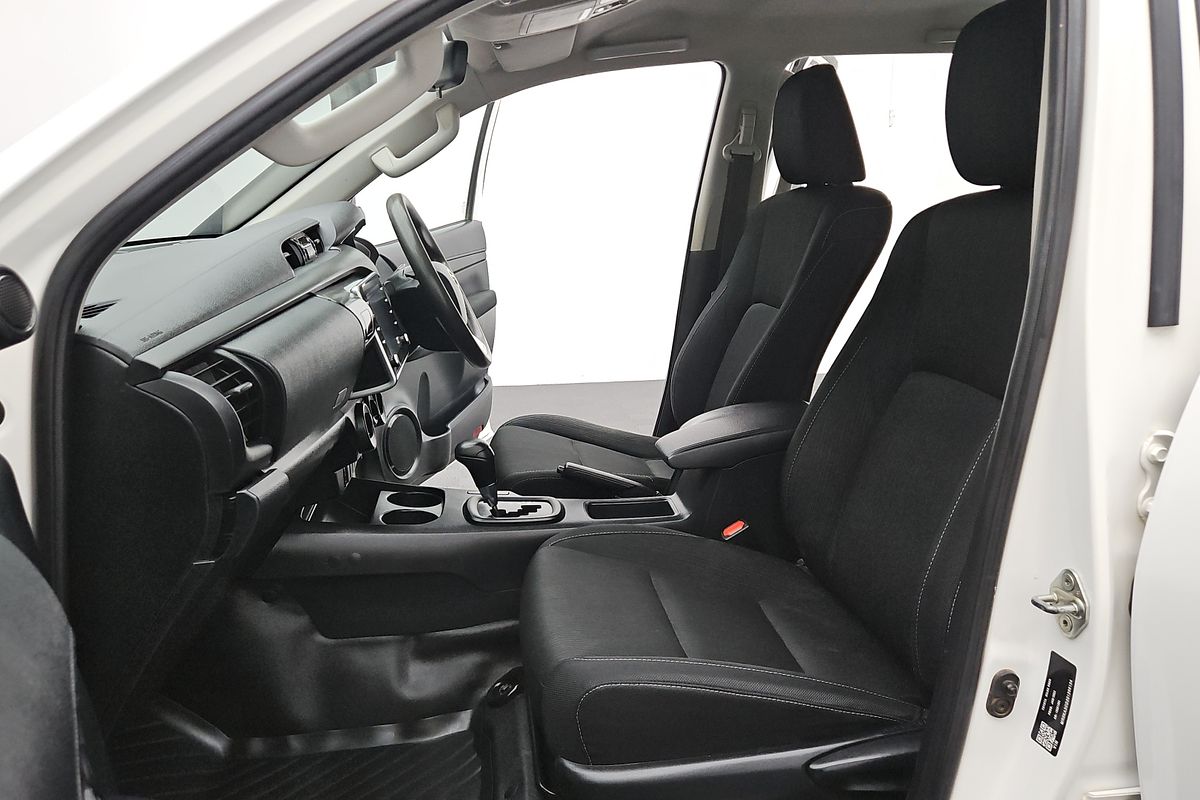 2022 Toyota Hilux SR GUN126R 4X4