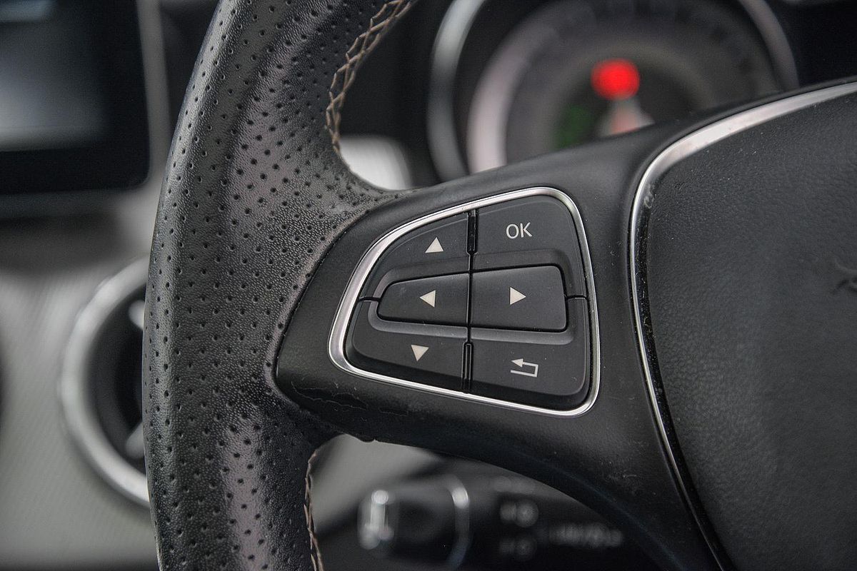 2016 Mercedes-Benz GLA-Class GLA180 X156