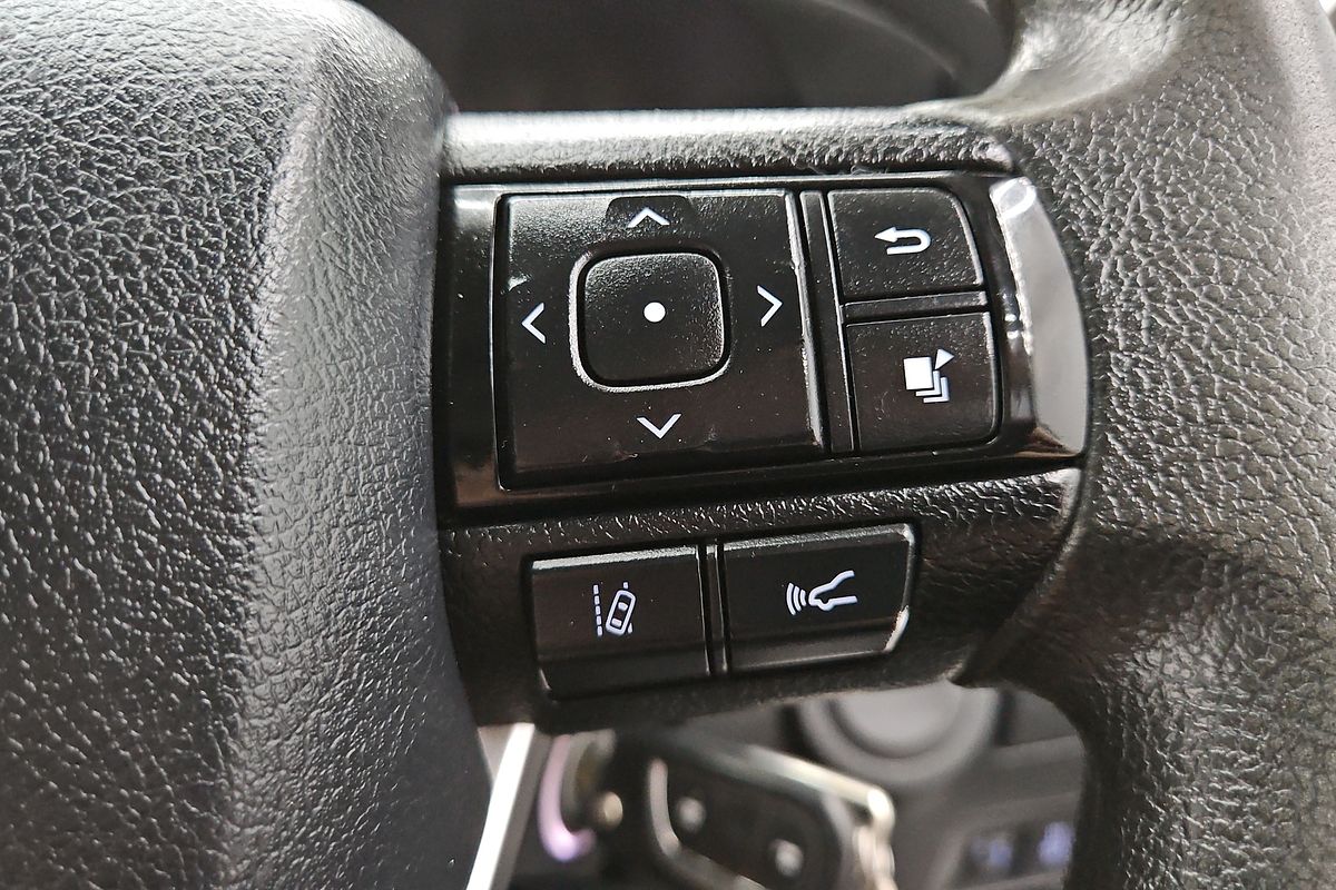 2022 Toyota Hilux SR GUN126R 4X4