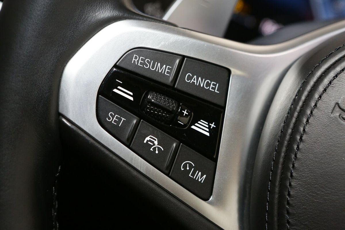 2023 BMW 3 Series 330i M Sport G20 LCI