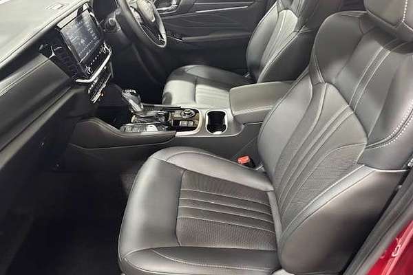 2025 Isuzu MU-X LS-T