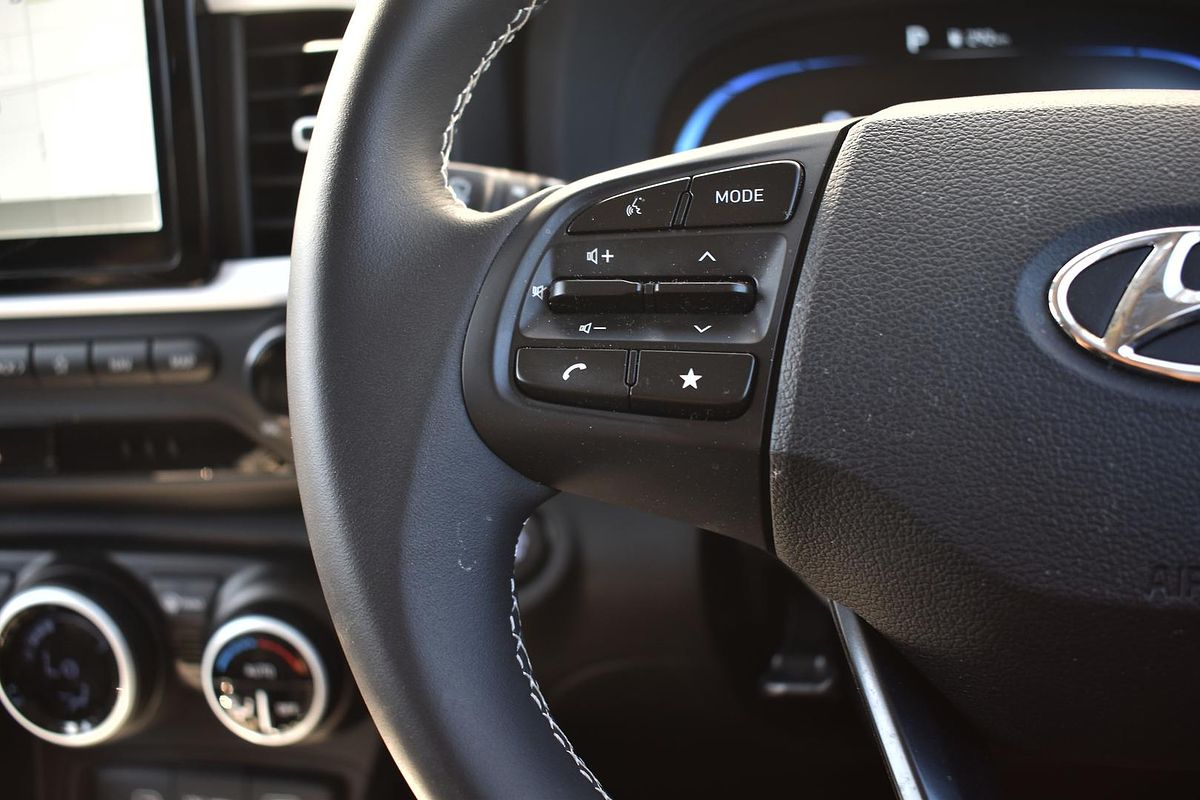 2025 Hyundai Venue Elite QX.V5