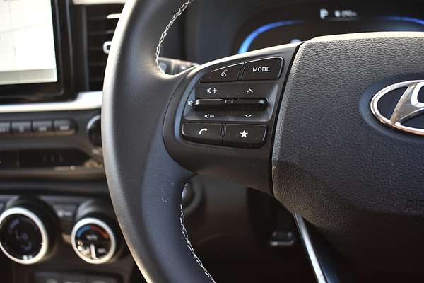 2025 Hyundai Venue Elite QX.V5