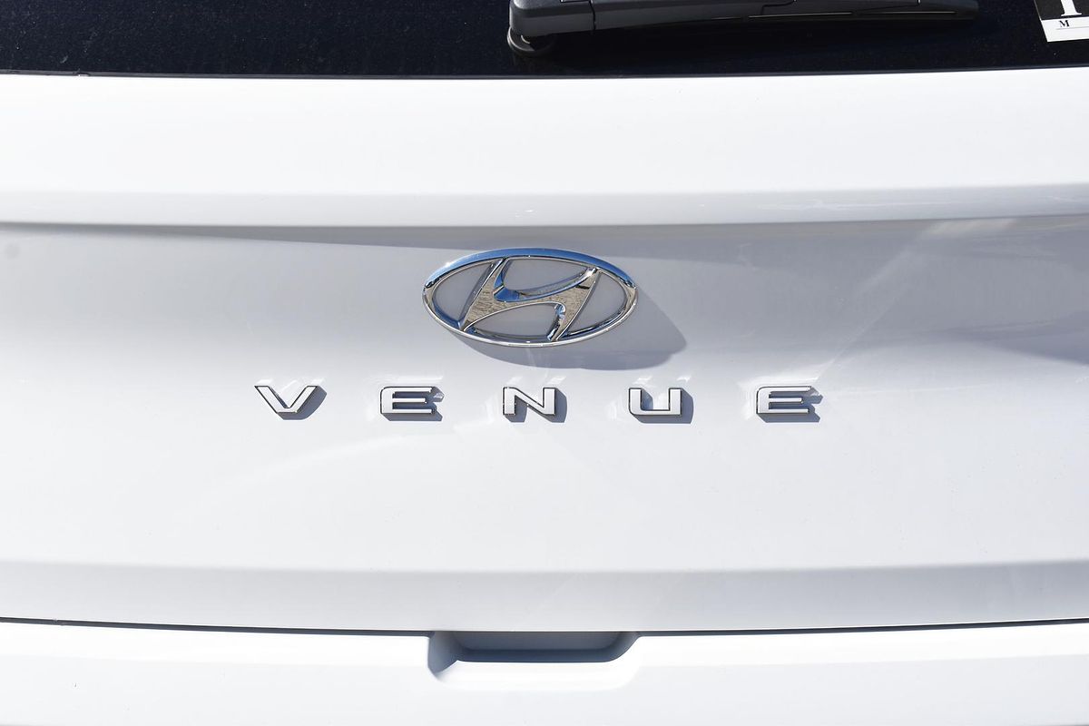 2025 Hyundai Venue Elite QX.V5