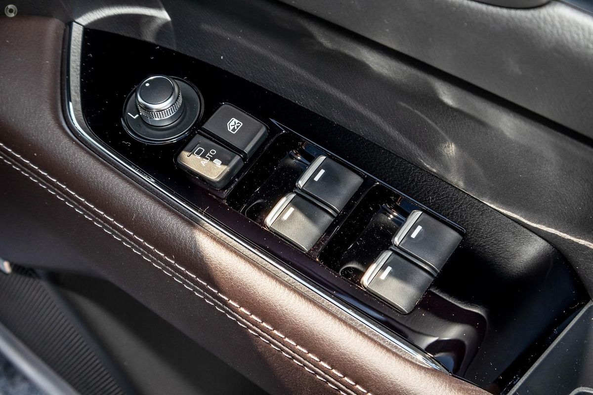 2025 Mazda CX-5 G25 Akera KF Series