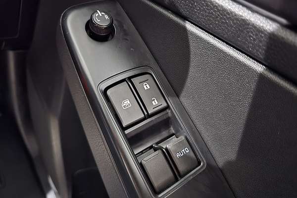 2023 Isuzu D-MAX SX High Ride Rear Wheel Drive