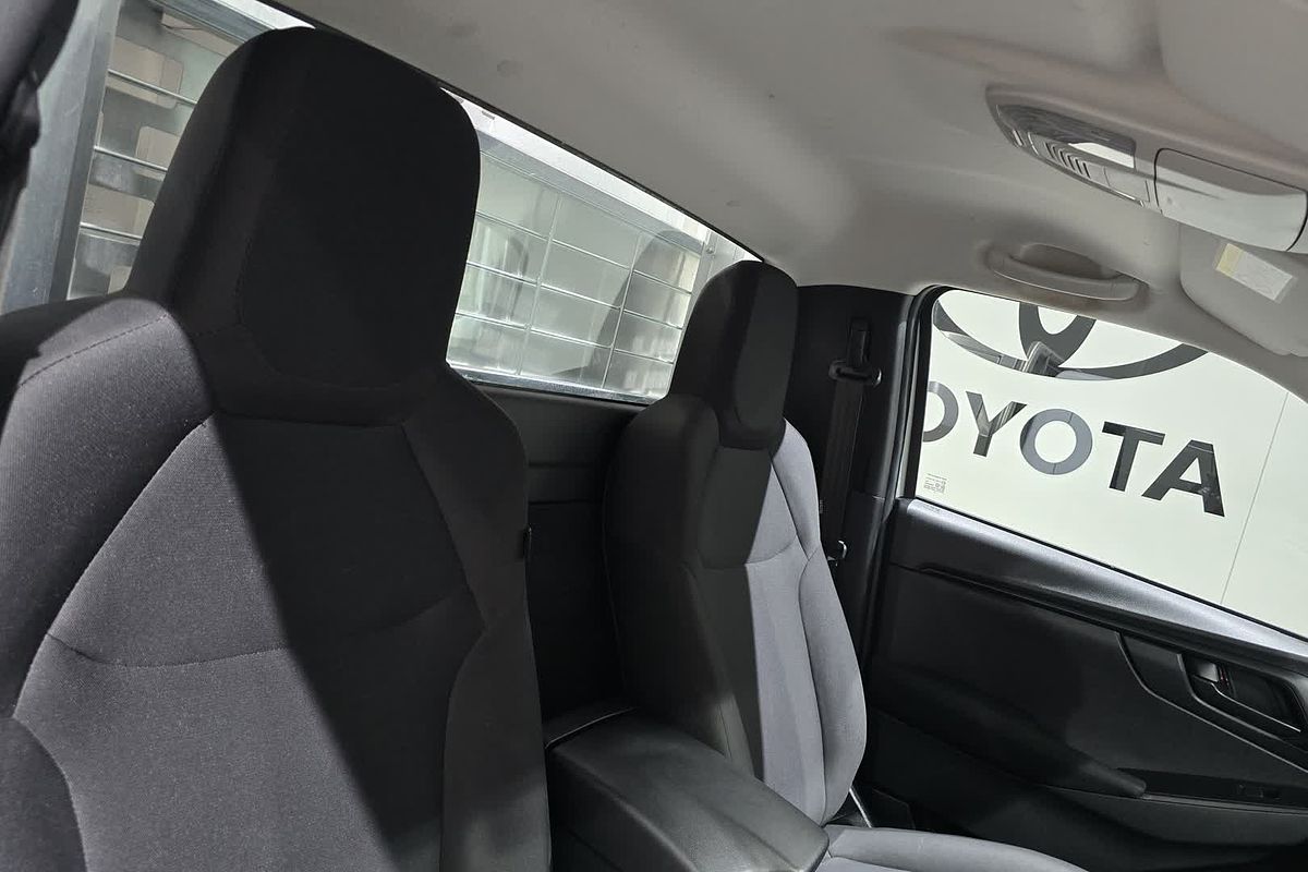 2023 Isuzu D-MAX SX High Ride Rear Wheel Drive