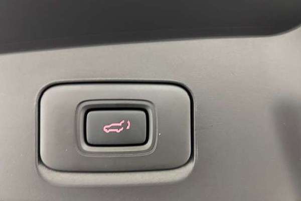 2025 Isuzu MU-X LS-U