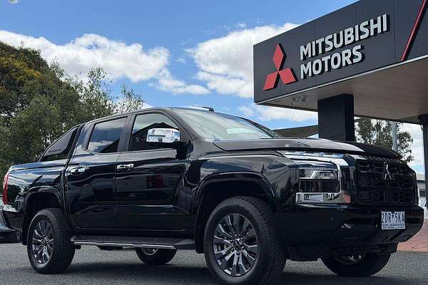 2025 Mitsubishi Triton GLS MV 4X4