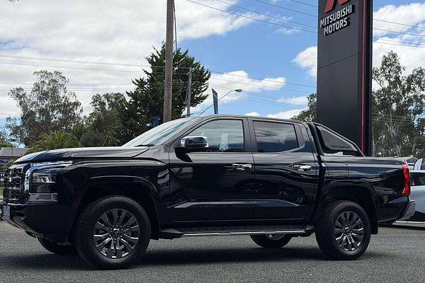 2025 Mitsubishi Triton GLS MV 4X4