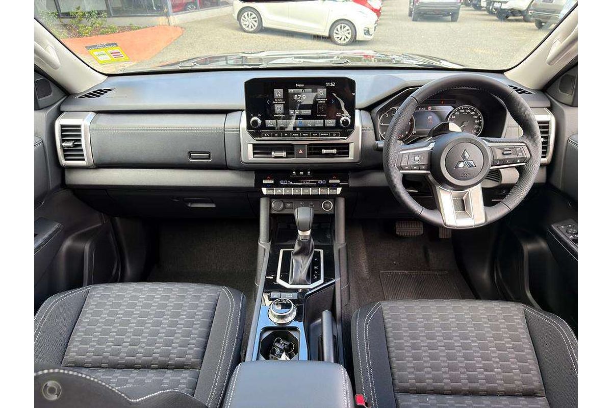 2025 Mitsubishi Triton GLS MV 4X4