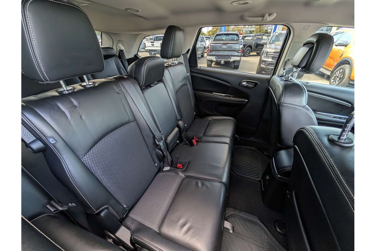 2014 Fiat Freemont Crossroad JF