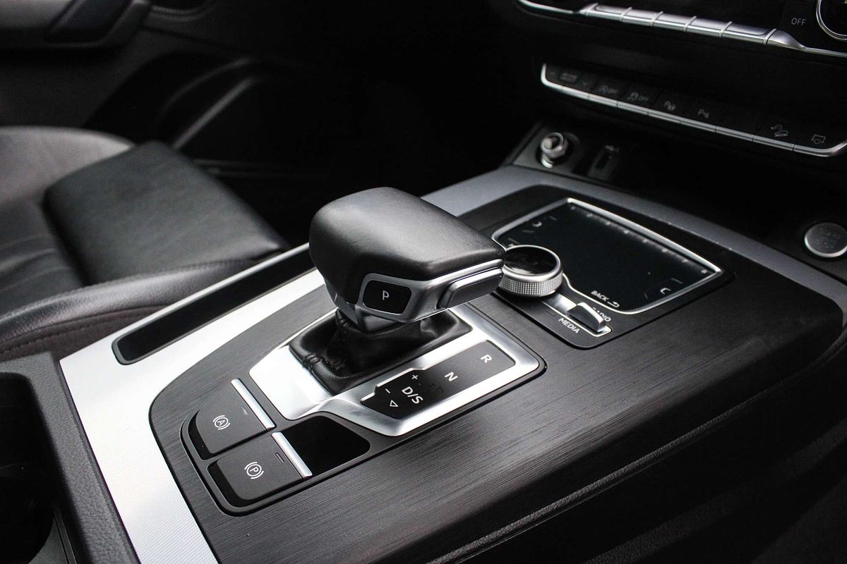 2020 Audi Q5 50 TDI sport FY