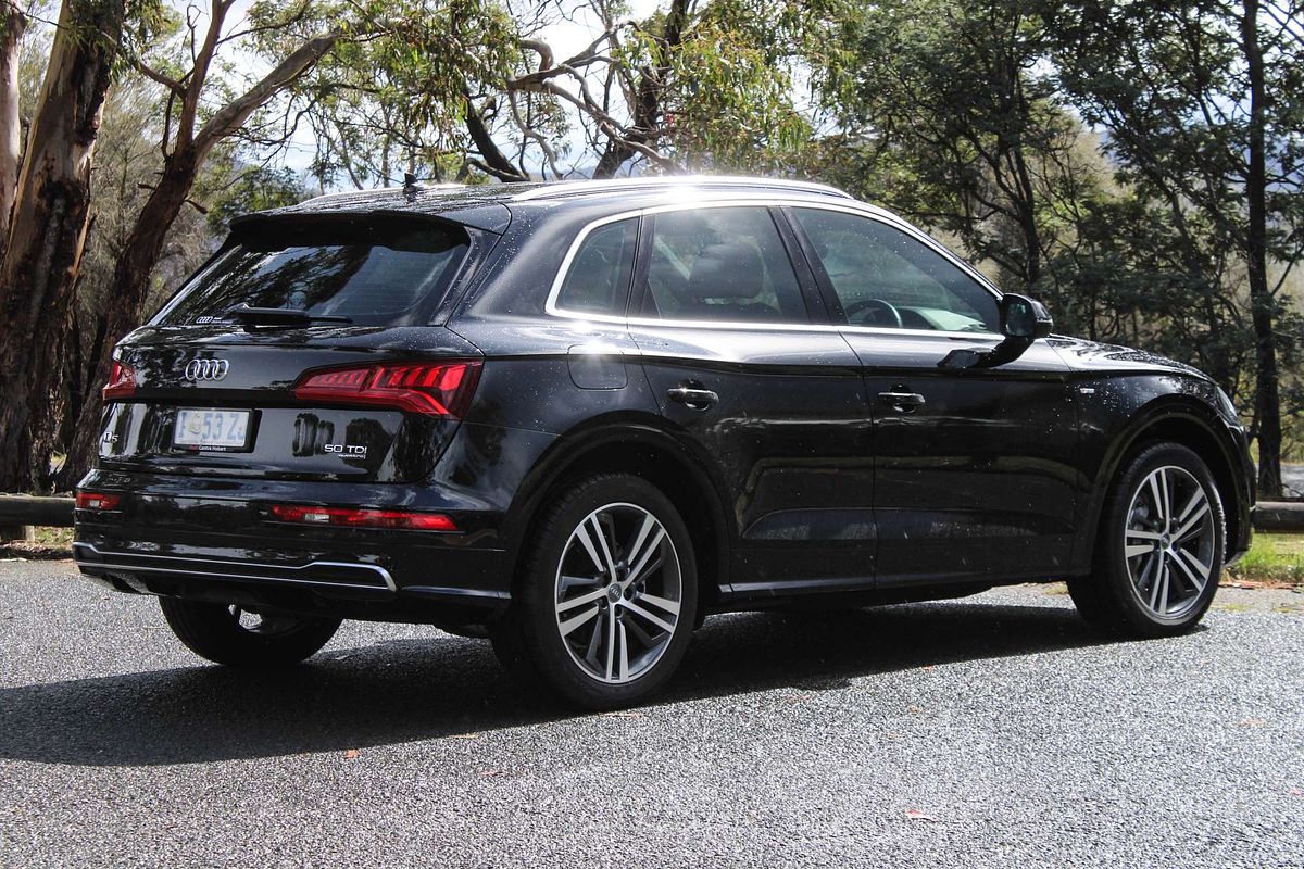 2020 Audi Q5 50 TDI sport FY
