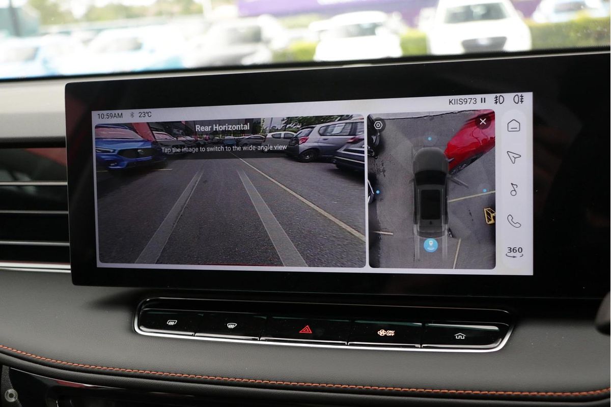 2025 MG HS Essence AS33