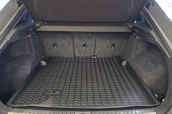 2020 Audi Q3 40 TFSI F3