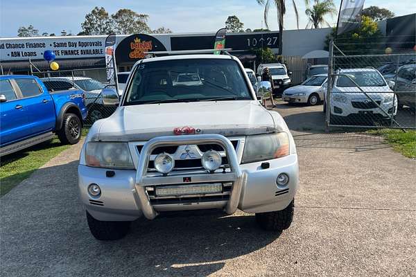 2005 Mitsubishi Pajero Exceed NP