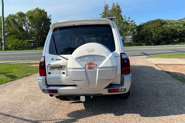 2005 Mitsubishi Pajero Exceed NP