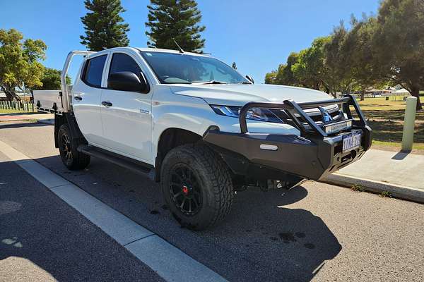 2024 Mitsubishi Triton GLX MR 4X4