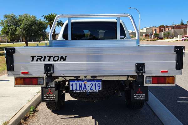2024 Mitsubishi Triton GLX MR 4X4