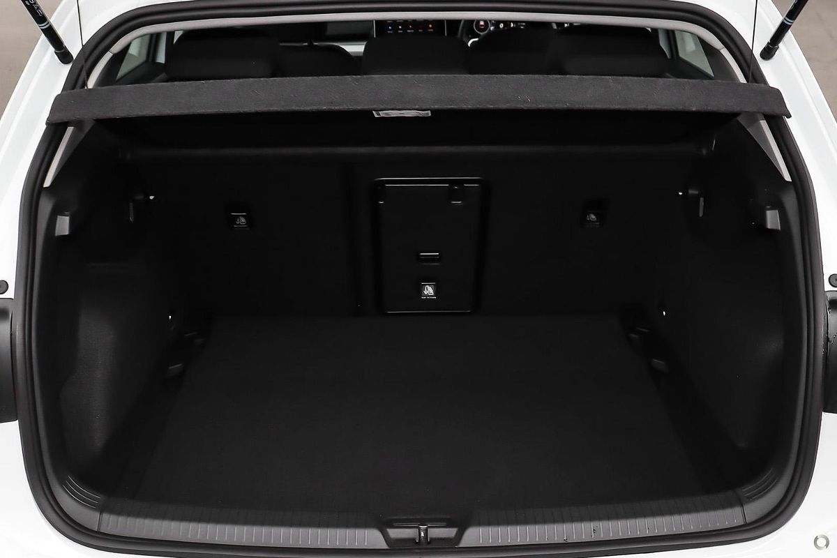 2025 Volkswagen Golf 110TSI Life 8.5