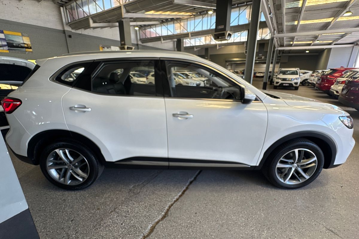 2022 MG HS Excite SAS23