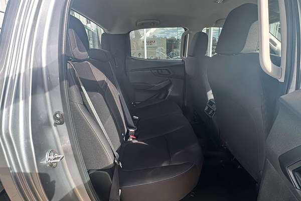2025 Isuzu D-MAX SX 4X4
