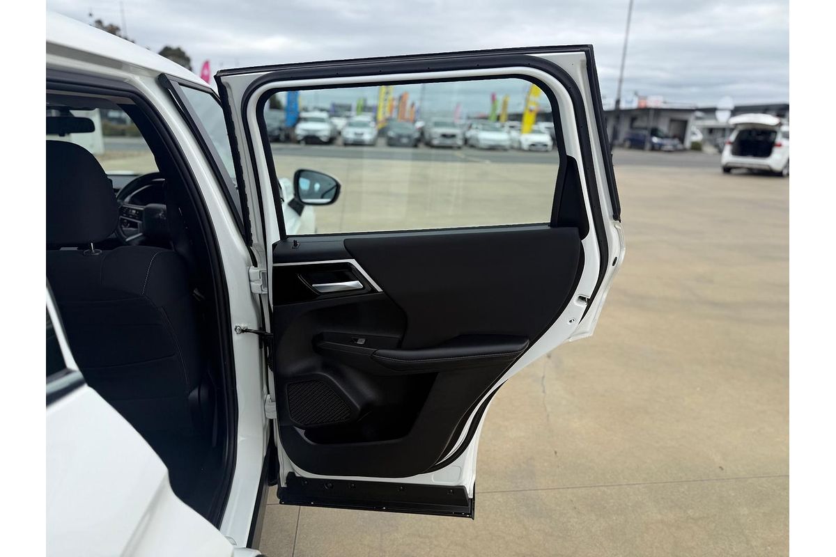 2024 Mitsubishi Outlander ES ZM