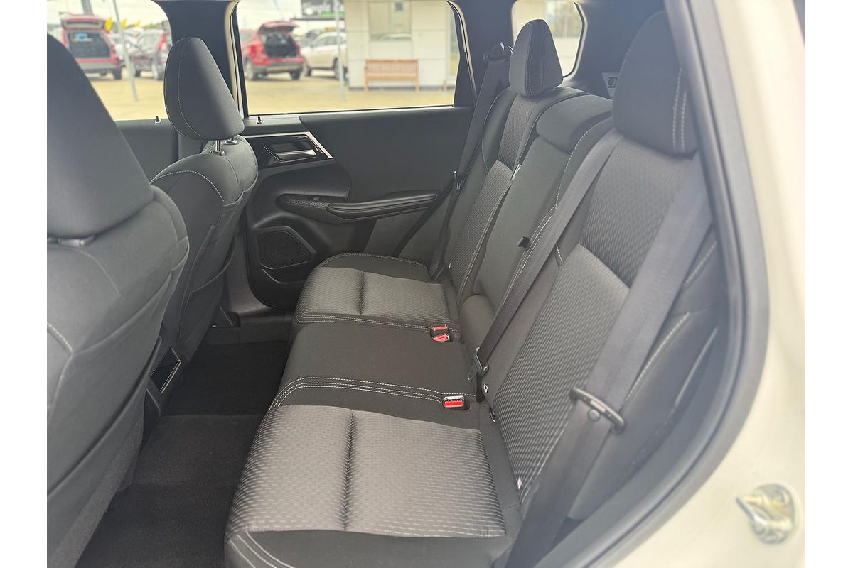 2024 Mitsubishi Outlander ES ZM