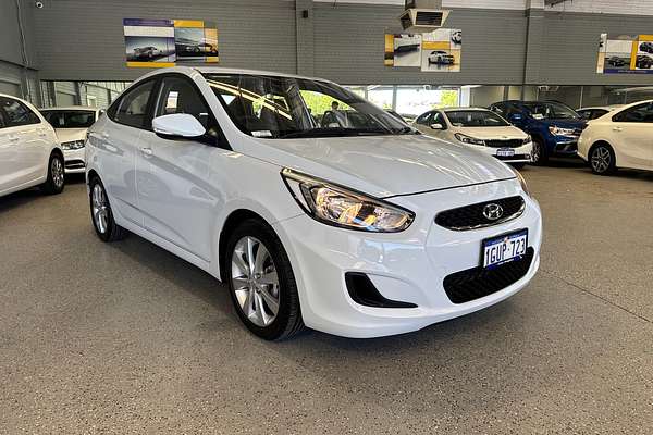 2019 Hyundai Accent Sport RB6