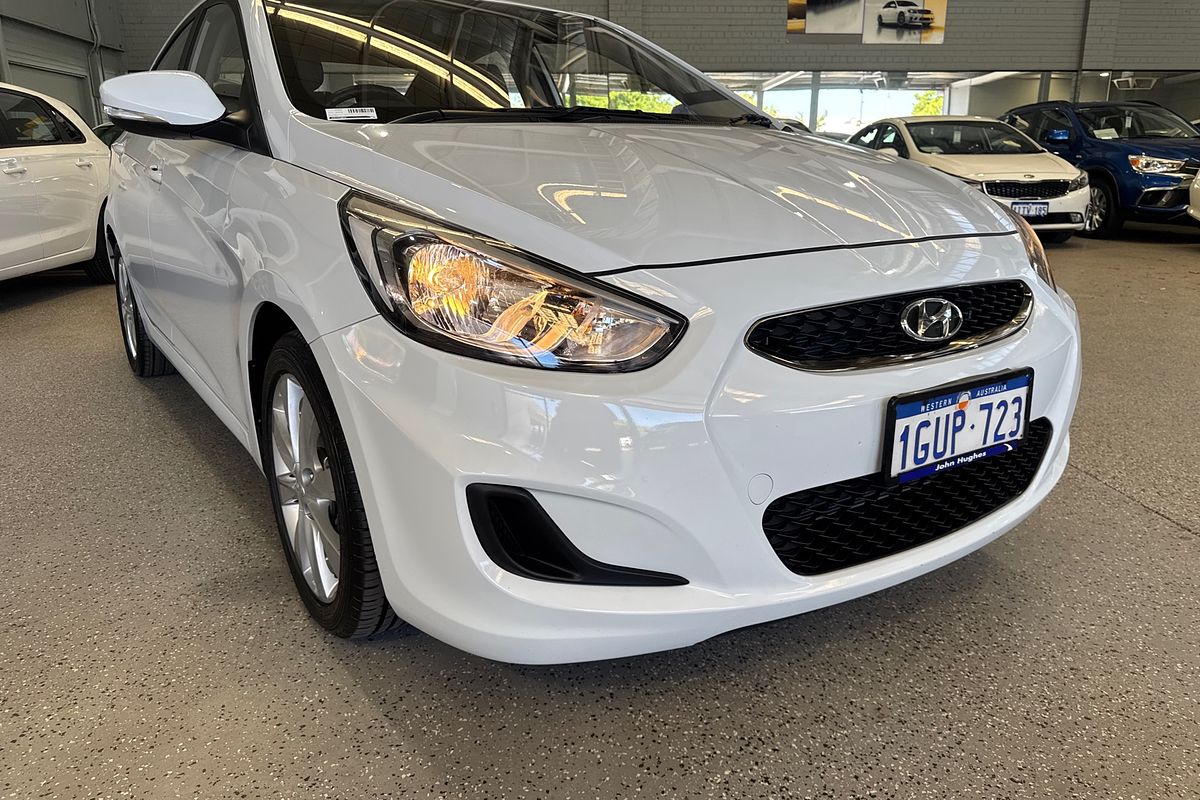 2019 Hyundai Accent Sport RB6