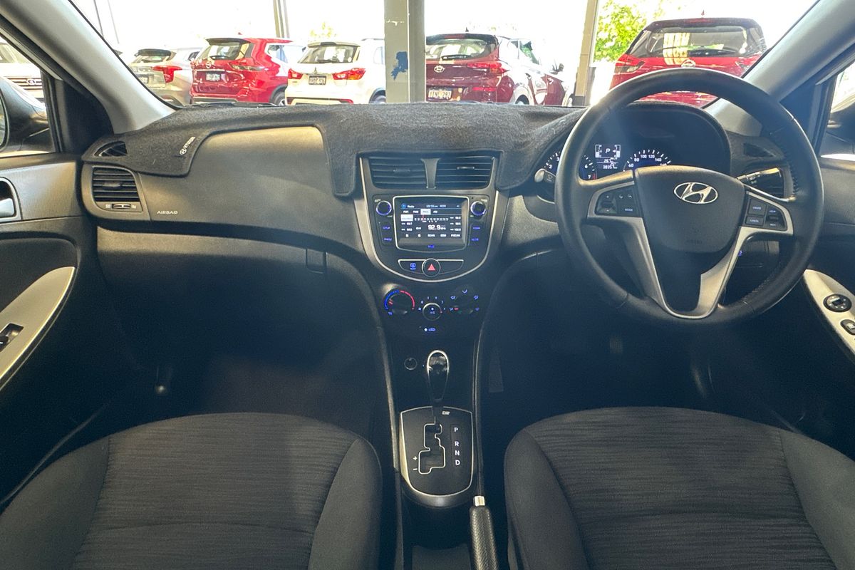 2019 Hyundai Accent Sport RB6