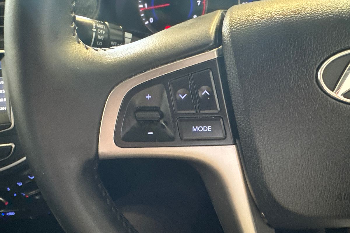 2019 Hyundai Accent Sport RB6