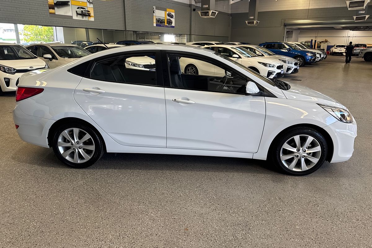 2019 Hyundai Accent Sport RB6