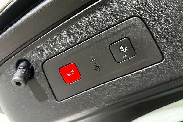 2022 Peugeot 508 GT R8