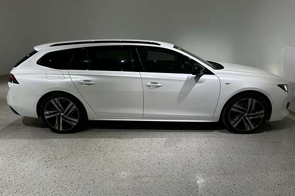 2022 Peugeot 508 GT R8