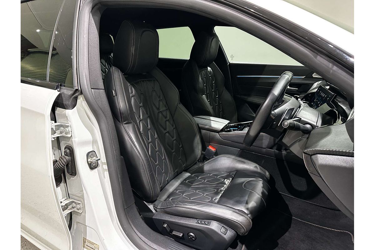 2022 Peugeot 508 GT R8